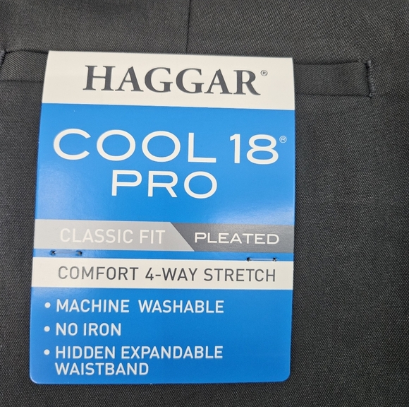 Haggar Cool 18 Pro Classic Fit Pleated Comfort 4Way Stretch Size 38x29 Dark Gray - Picture 2 of 7